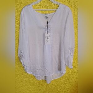 ✨️NWT Rachel Paige White Women's Top